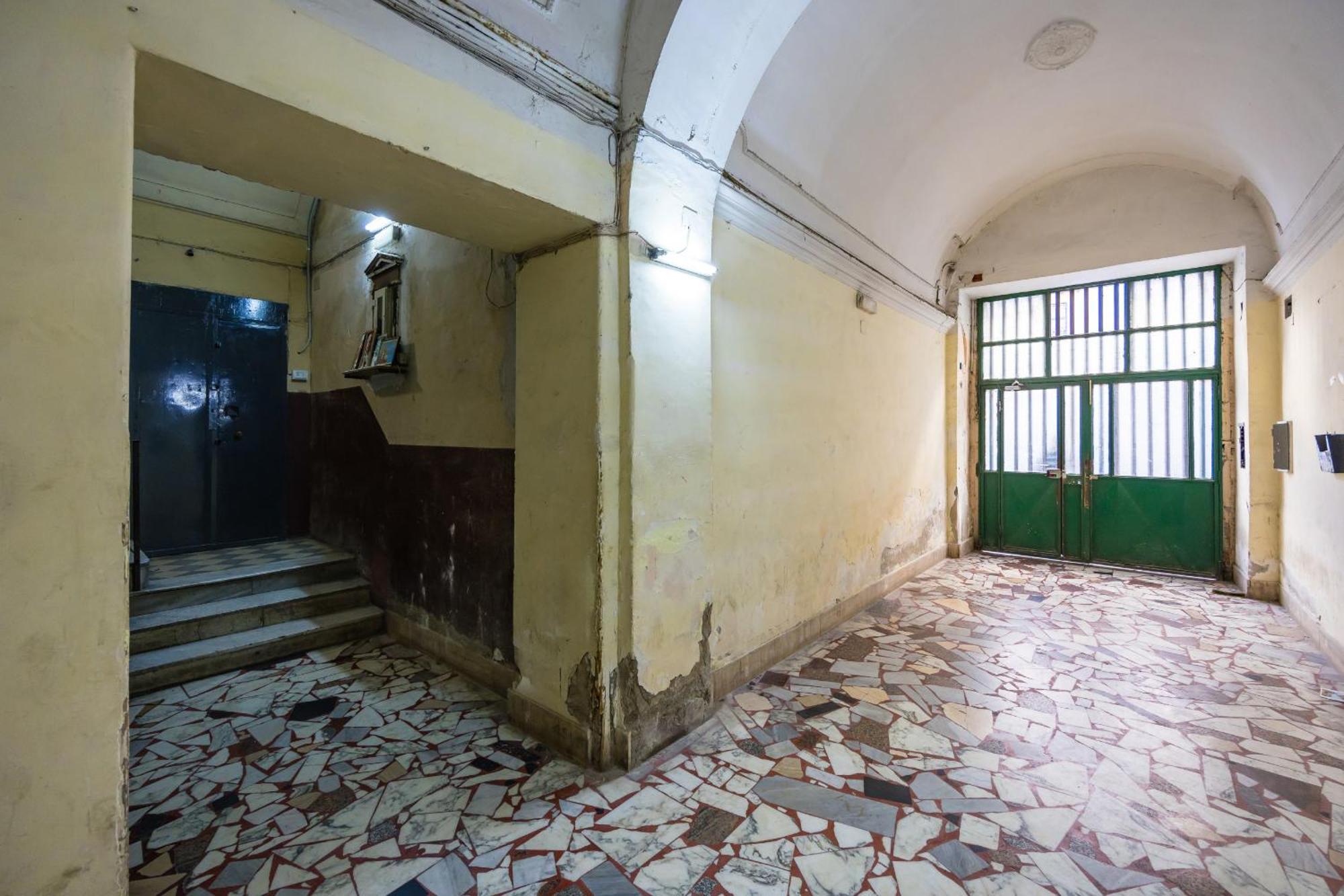 Via Milano Central Station Apartment Neapel Exterior foto