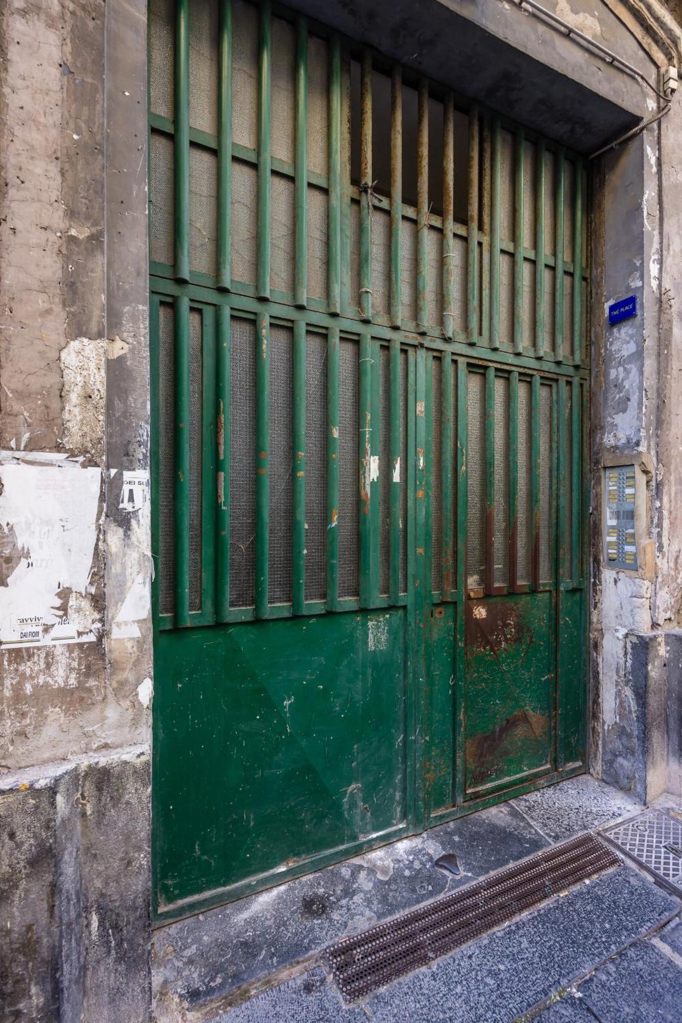 Via Milano Central Station Apartment Neapel Exterior foto